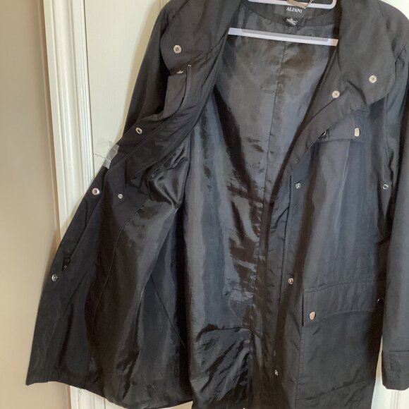 Alfani Womens Black Rain Coat Jacket Size L Hooded Lined Lightweight Windbreaker - Picture 5 of 11